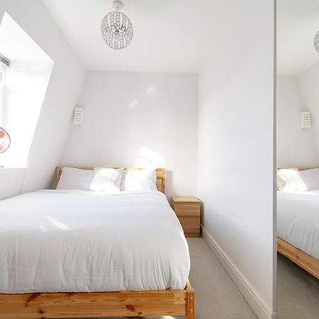 본머스 Modern 1 Bed Flat 2 Mins Walk From Restaurants Bars Clubs & Beach! Wow! 아파트 외부 사진
