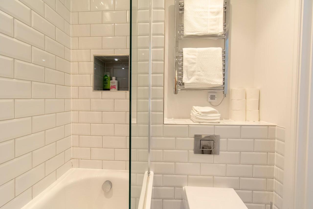 본머스 Modern 1 Bed Flat 2 Mins Walk From Restaurants Bars Clubs & Beach! Wow! 아파트 외부 사진